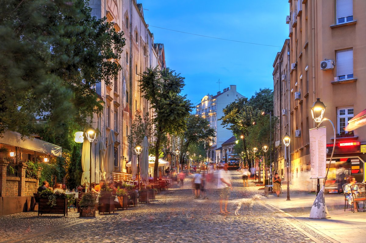 Elegantna hotelska soba u Beogradu